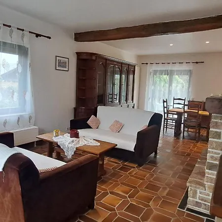 Naninne Guest house